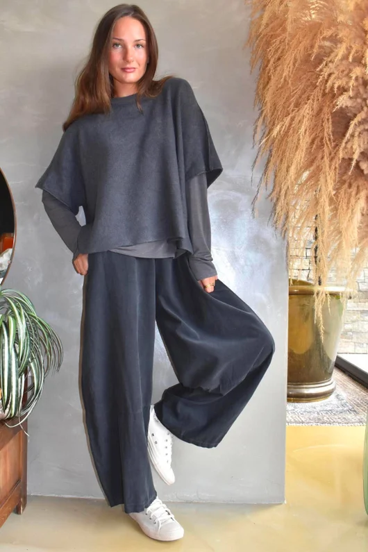 Arbi Needlecord Lantern Barrel Pant Charcoal